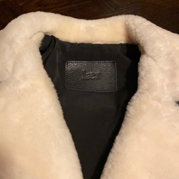 Shearling leather fur coat jacket white / cream and black - Picture 11 of 16